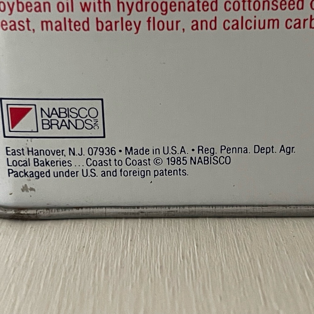 Nabisco Premium Saltine Cracker Tin - Picture 5 of 16